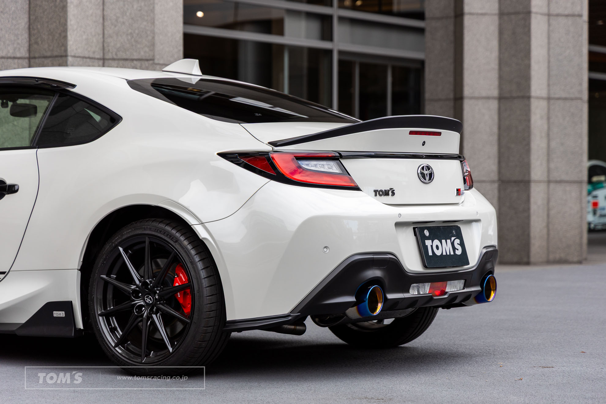 TOYOTA GR 86 40th Anniversary - TOM'S EDITION | TOM'S