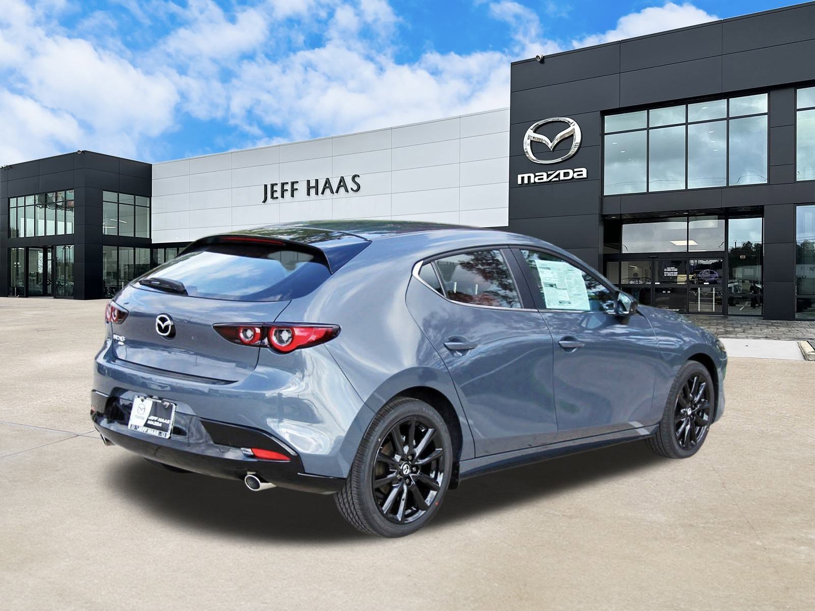 New Polymetal Gray Metallic 2026 Mazda MAZDA3 Hatchback 2.5 S
