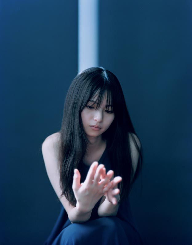 齋藤飛鳥『SWITCH』12月号で58P一大特集 幼少期→乃木坂46→現在地まで