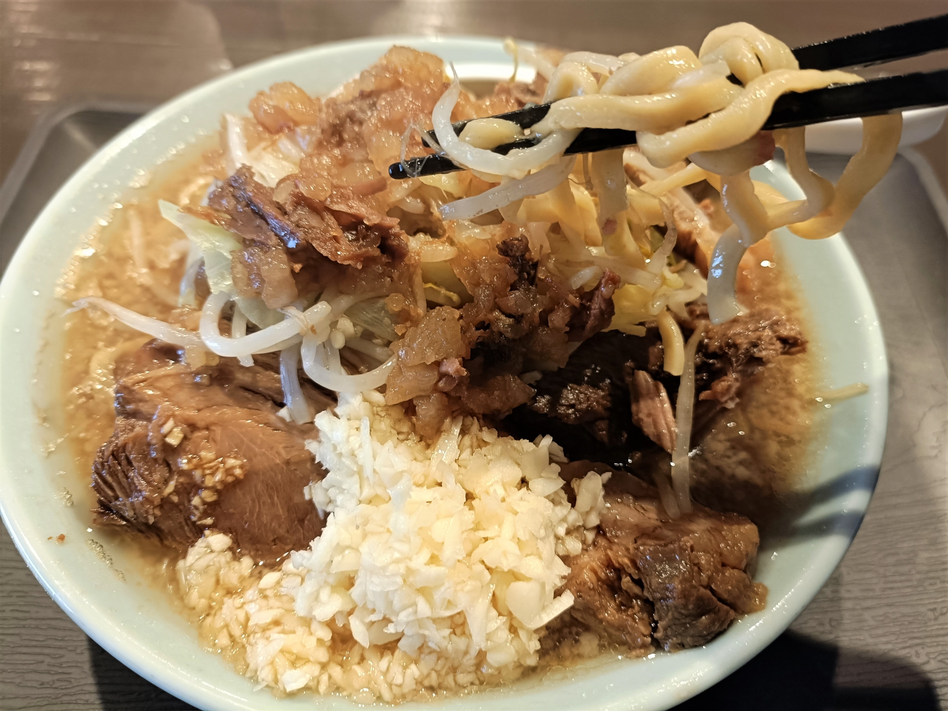 二郎ラーメンの麺は何が違う？他のラーメンでは成立しない理由