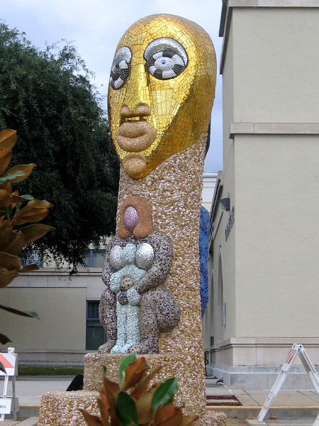 Niki de Saint Phalle's Grande Step Totem. – Cool San Diego Sights!