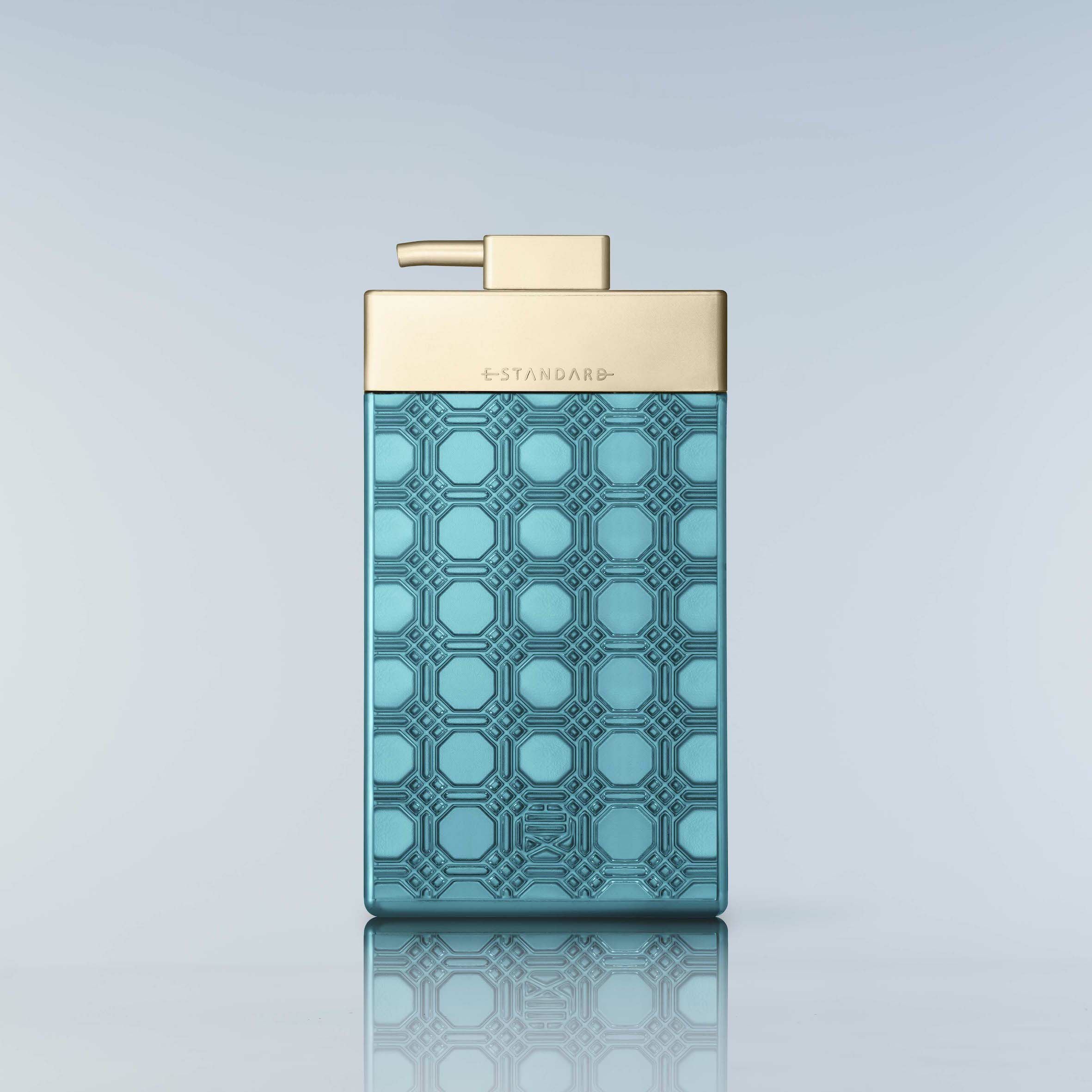 イイスタンダード シャンプー スカルプ 600mL | Canow Online Store