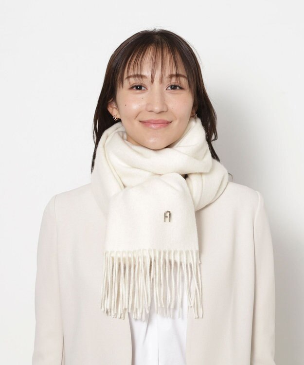FURLA(フルラ）【WEB限定】ウール100％ アーチロゴ 無地ストール 190cm