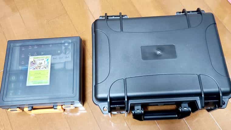 TCGを防水防塵防犯も】おもちゃの神様カードバンクハードネスを