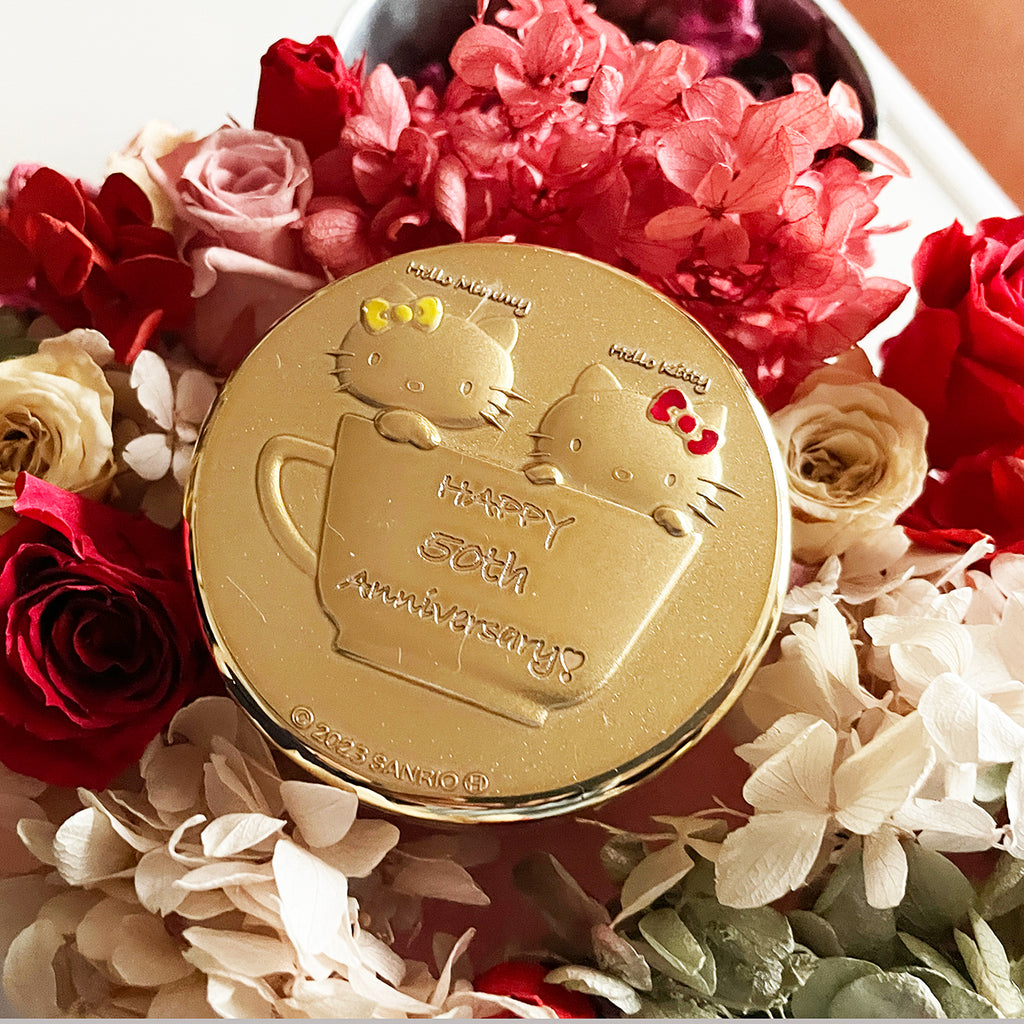 mb_gold_flowers_7917_1024x1024