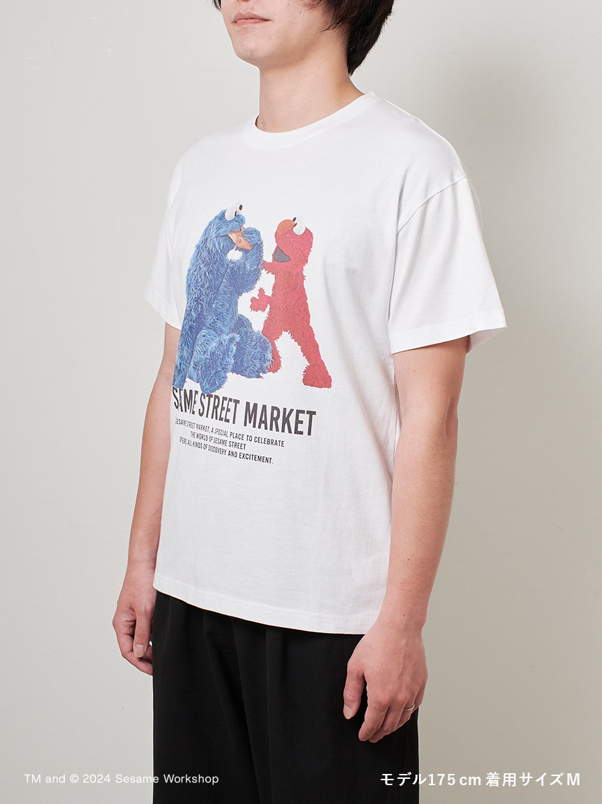UNISEX】フォトプリントTシャツ(トップス)｜SESAME STREET MARKET/公式
