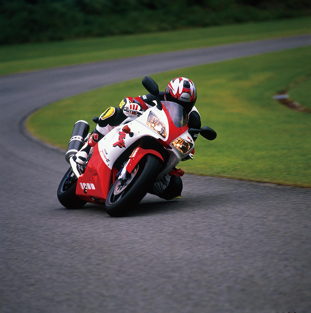 スーパースポーツの新しい方向性を作ったR1！【1994年KAWASAKI Ninja