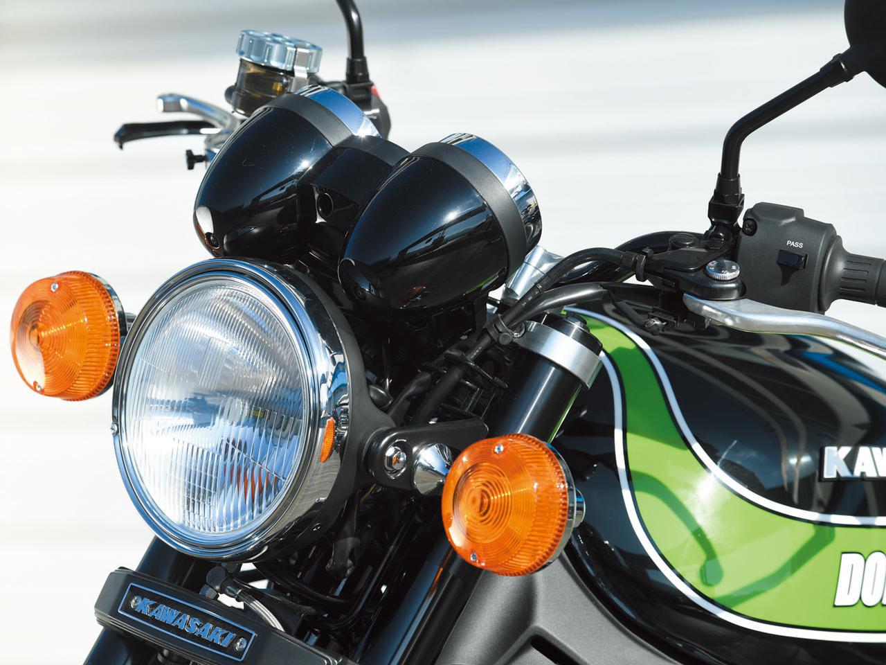 70年代AMAスーパーバイク用Zのイメージでカスタムされた、カワサキ