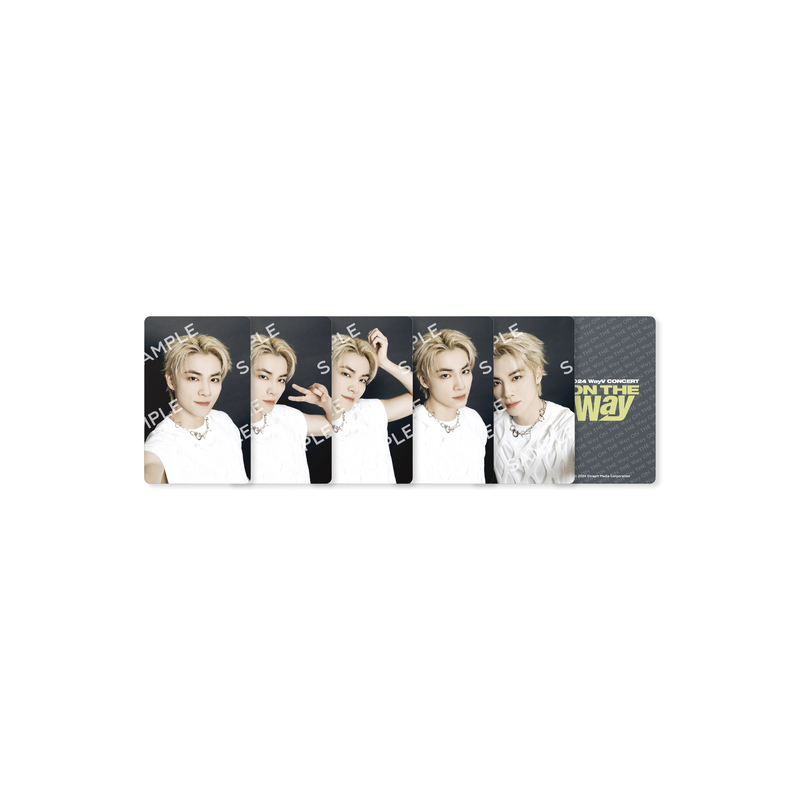 ランダムフォトカード(全30種) | SMTOWN OFFICIAL ONLINE STORE