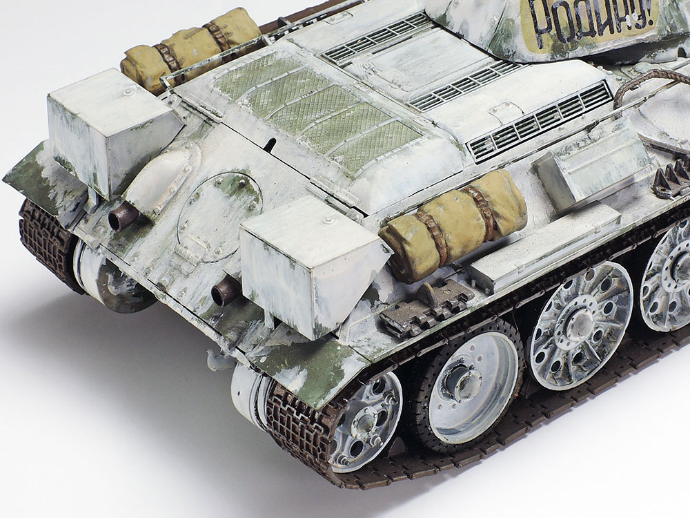 タミヤ 1/35 ミリタリーミニチュアシリーズ ソビエト戦車 T34/76 1942