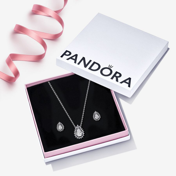 PANDORA】Holiday Collection 2023❄️ Necklace | パンドラ