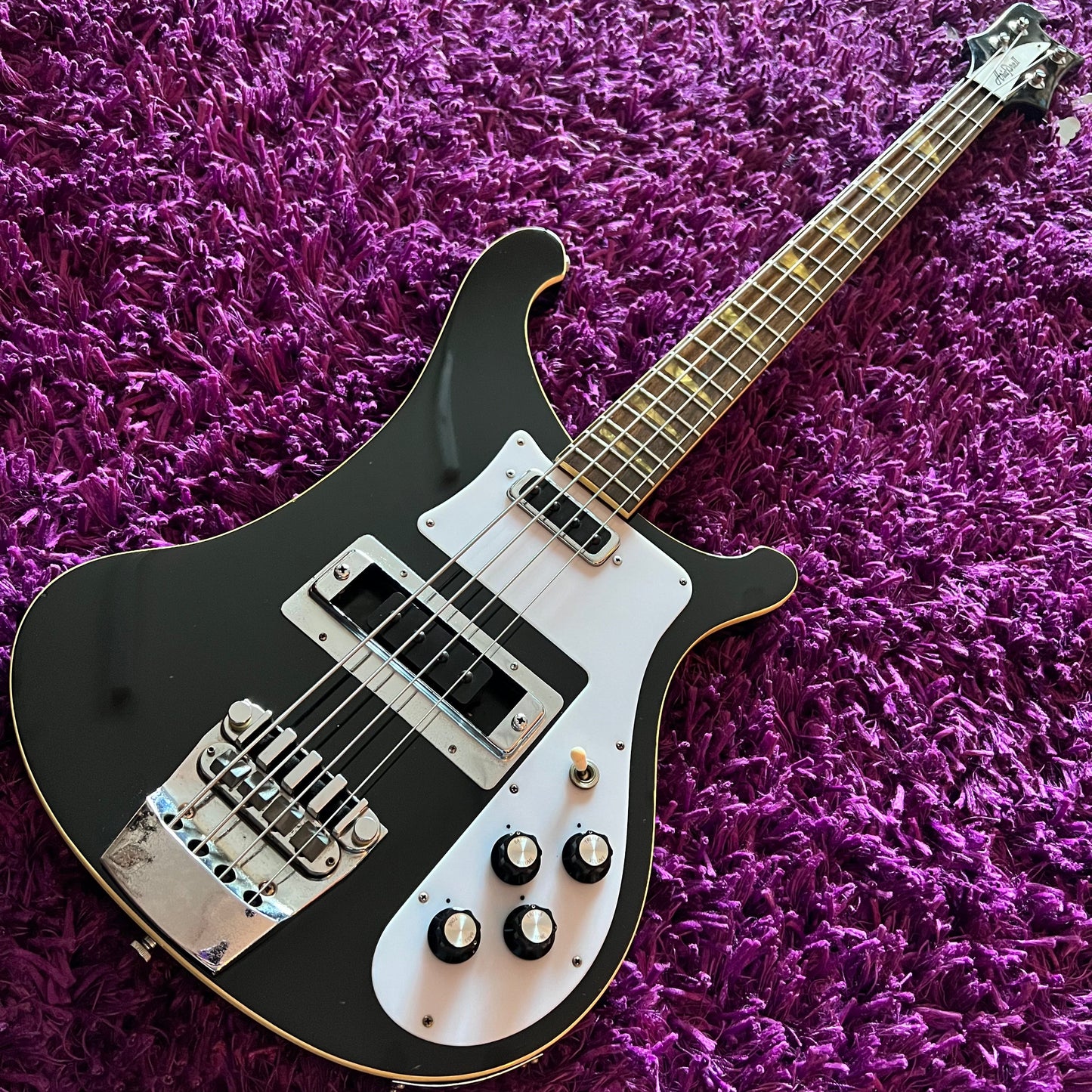 1981 Aria Pro II RB-650 Rickenbacker 4001 Copy Black (MIJ) – Deep