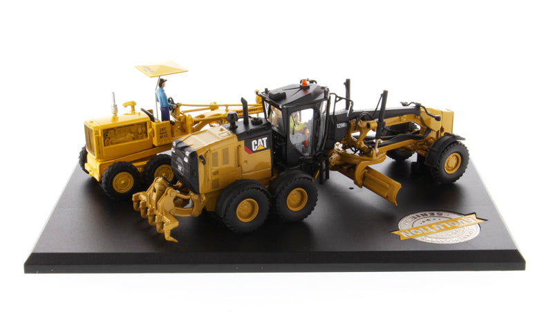 1:50 Cat® Diesel No. 12 & 12M3 Motor Grader — Diecast Masters America