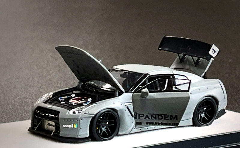 PGM 1:64 Rocket Bunny Nissan GT-R R35 - Battle Grey