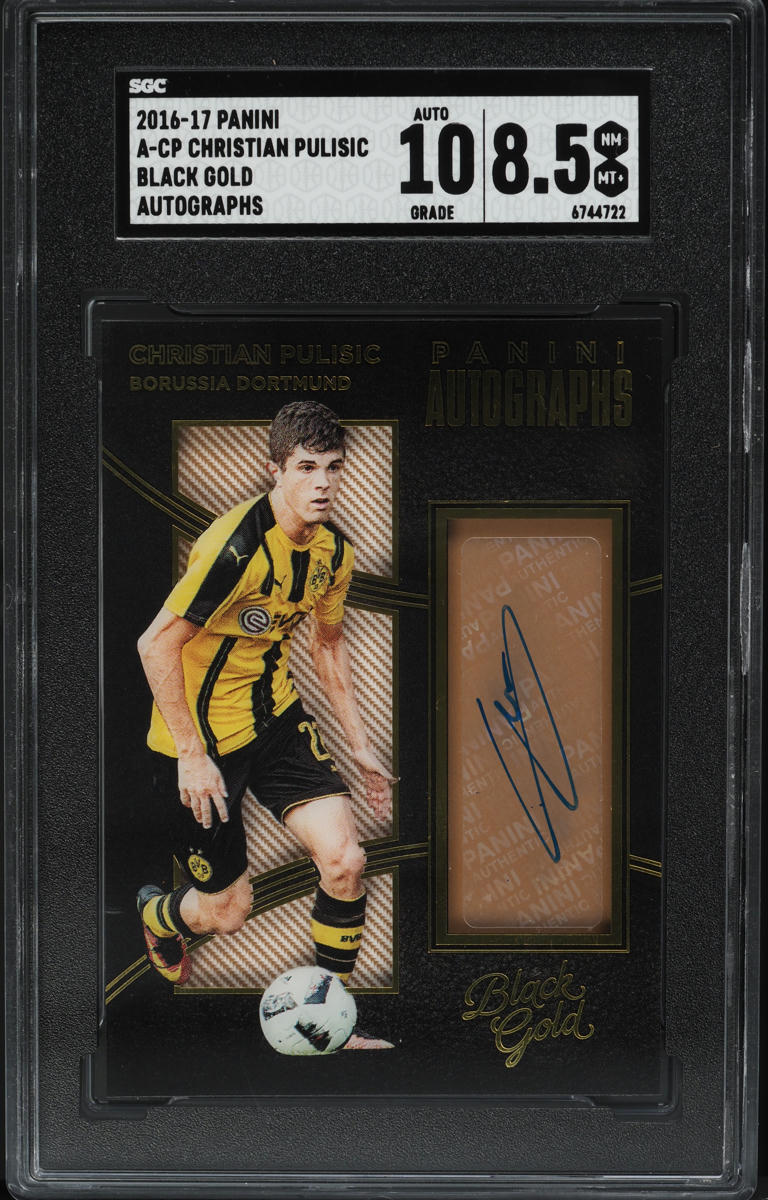 2016 Panini Black Gold Christian Pulisic ROOKIE AUTO #A-CP SGC 8.5