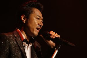 ファンは7人目のメンバー。」HOUND DOG大友康平、40周年に向け、今年も