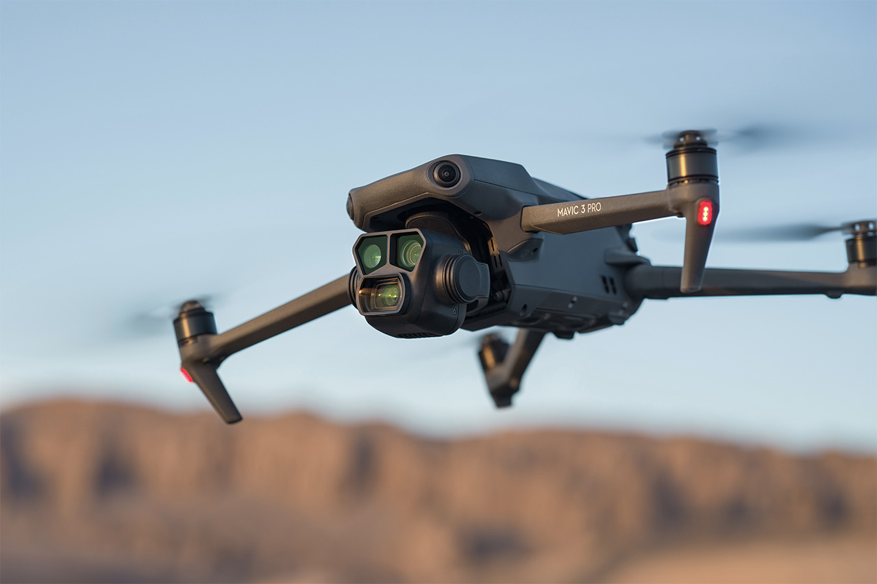 DJI Mavic 3 Pro Cine Premium コンボ（DJI RC Pro付属） - ドローン