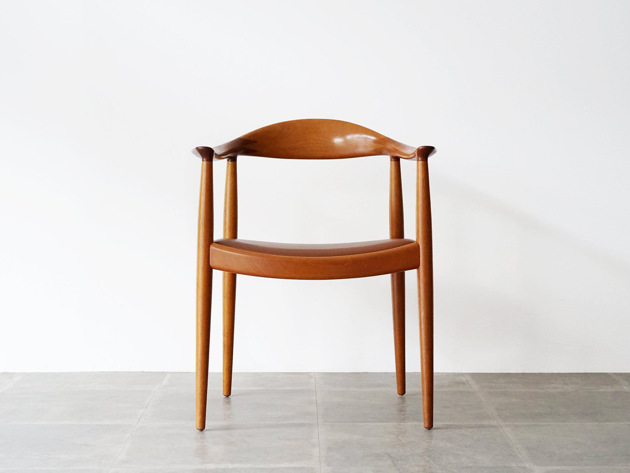 Hans J. Wegner（ハンスJ.ウェグナー) JH503 ザ・チェア マホガニーと
