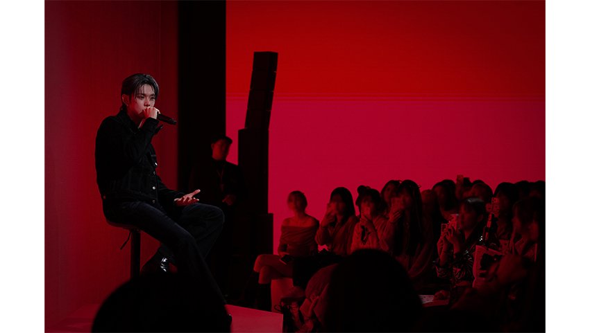 TOMORROW X TOGETHER YEONJUN、初のソロアルバムのリスニング