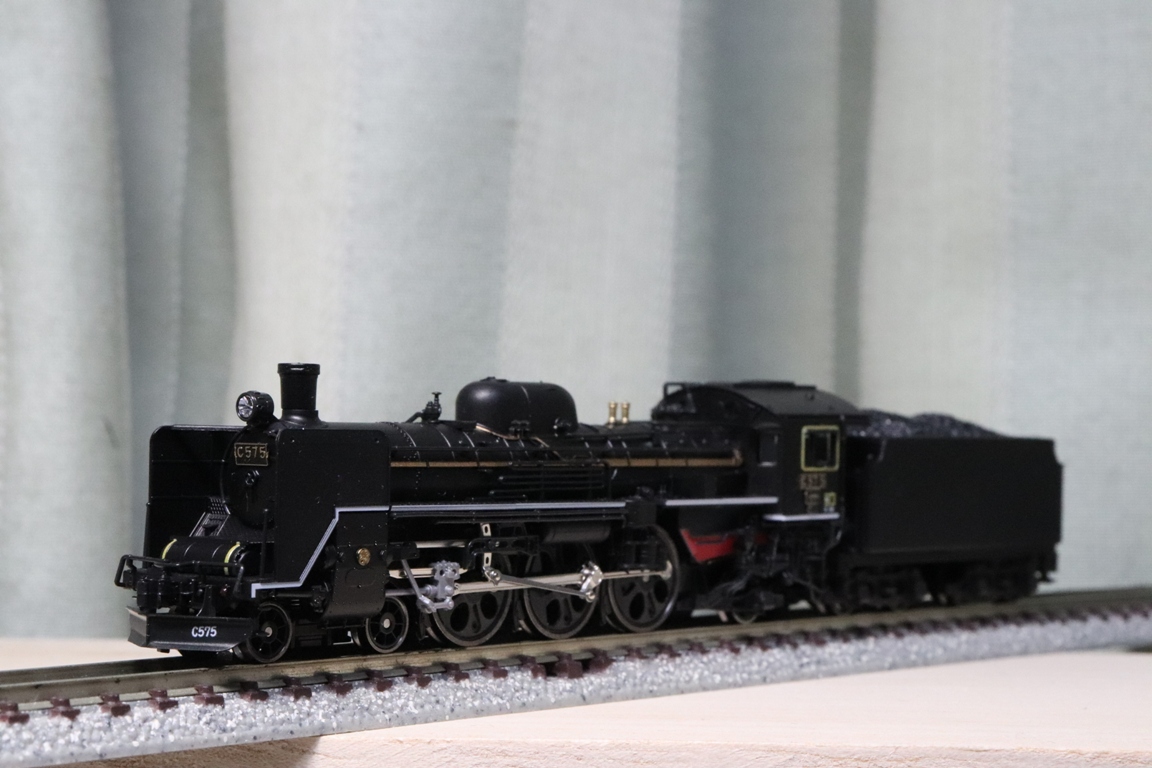 KATO京都駅店特製C57 5入線: 鉄道模型FAN