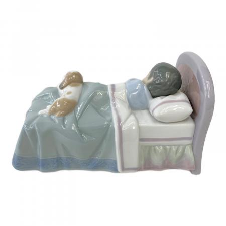 LLADRO (リヤドロ) フィギュリン 6541 僕とおねんね｜トレファクONLINE