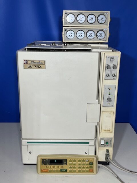 2043【島津製作所】 ガスクロマトグラフ 型番：GC-14A・CFC14PM | EHI
