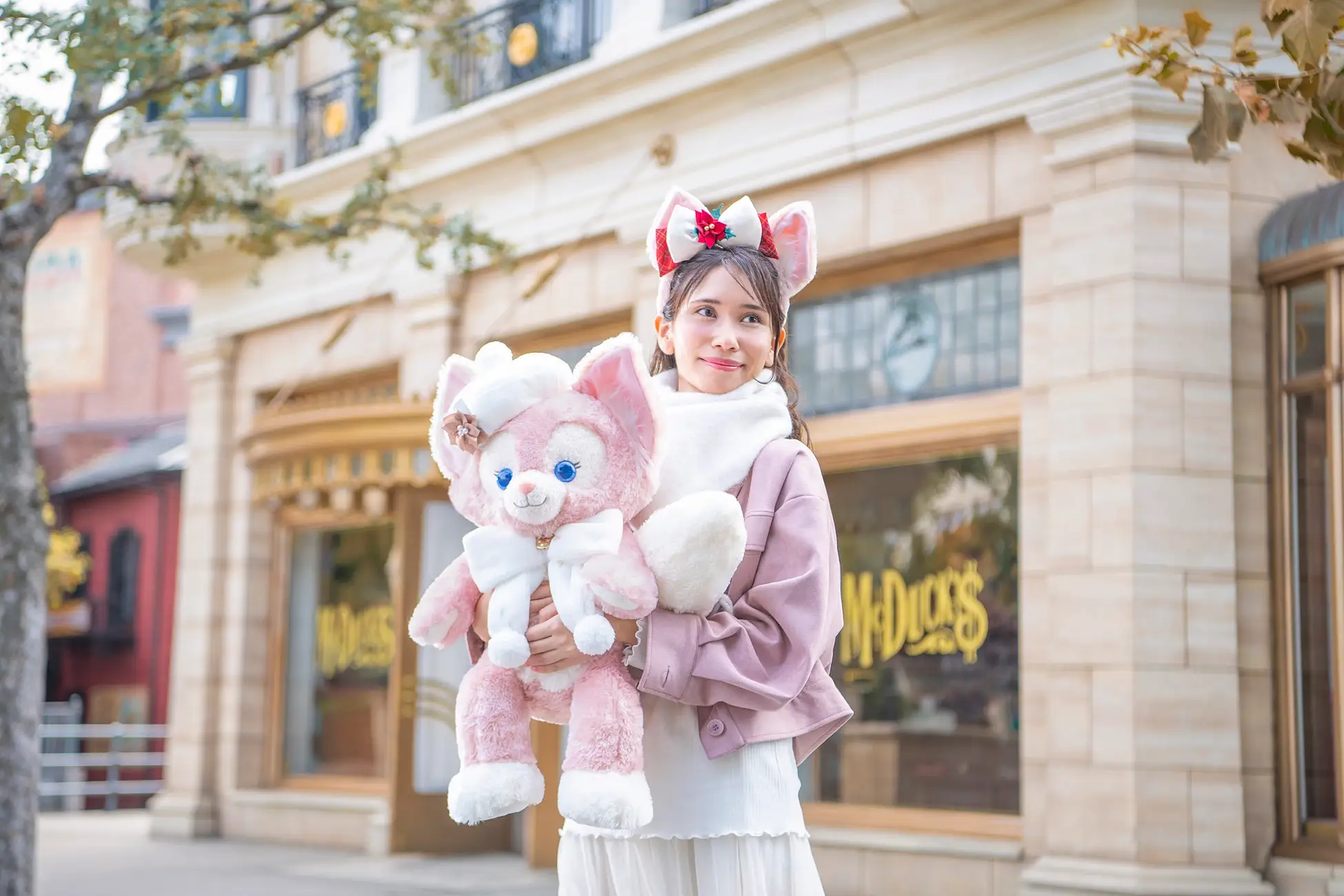 雪の中を舞うステラ・ルーが主役！東京ディズニーシー「ダッフィー