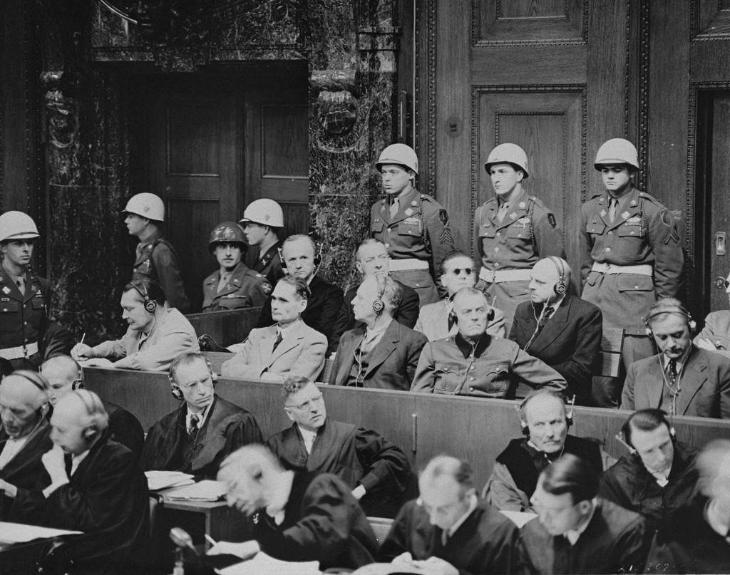 ニュルンベルク裁判 - ストについて — 写真 | ホロコースト百科事典