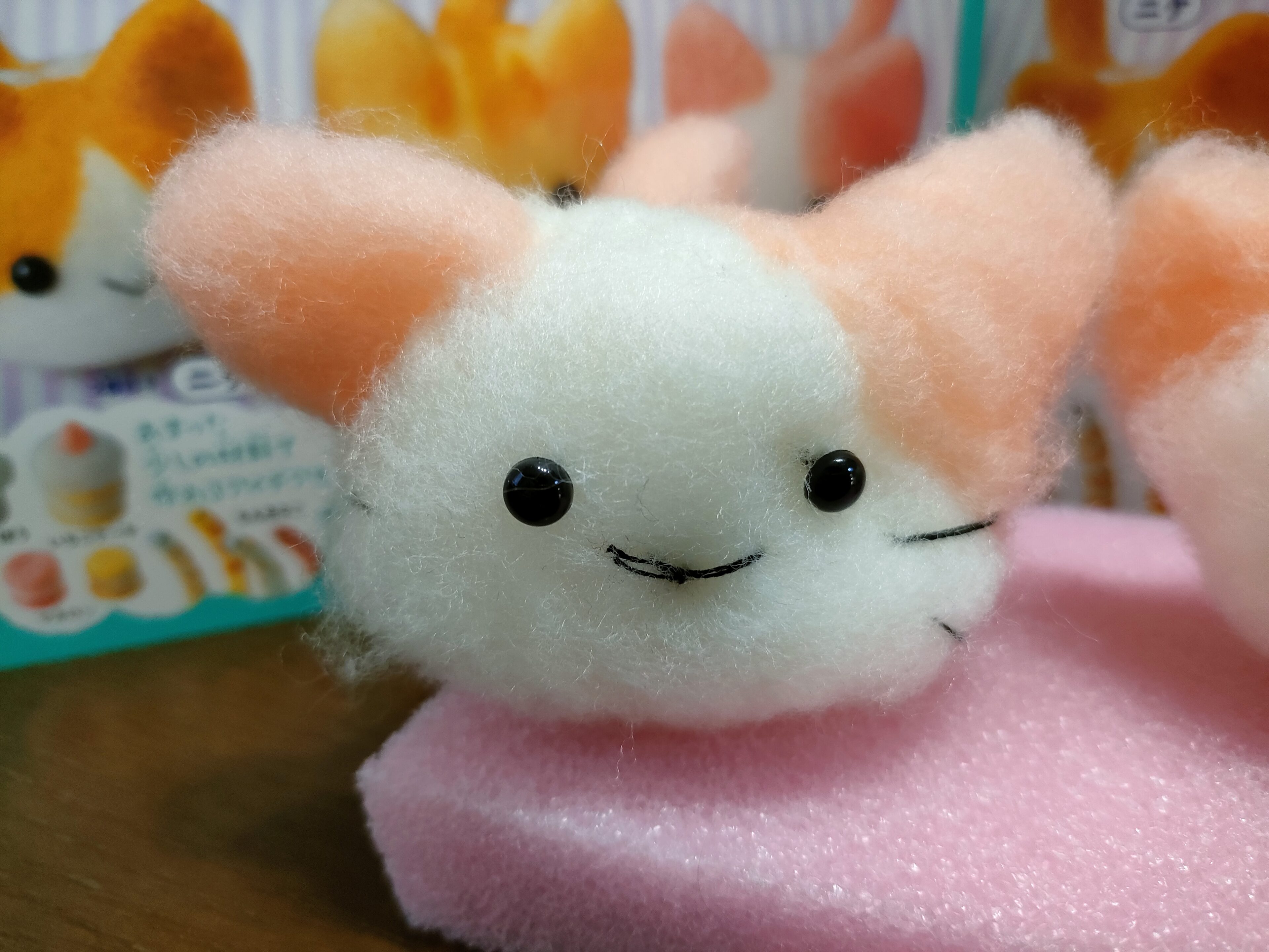 羊毛フェルト】「ふわふわみつごのにゃんころキット」作ってみた