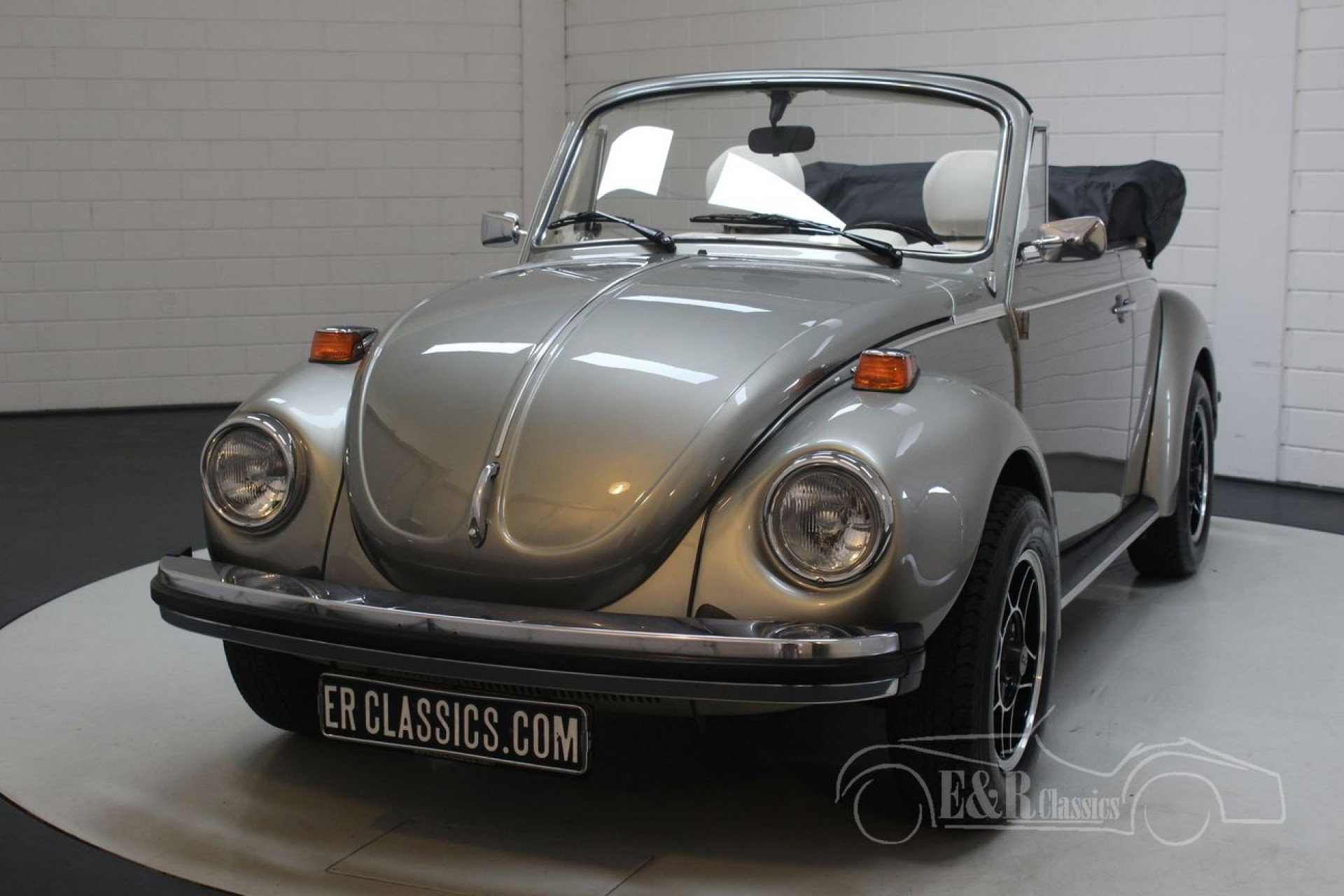 ERclassicsでの販売用フォルクスワーゲンビートルカブリオレ1972