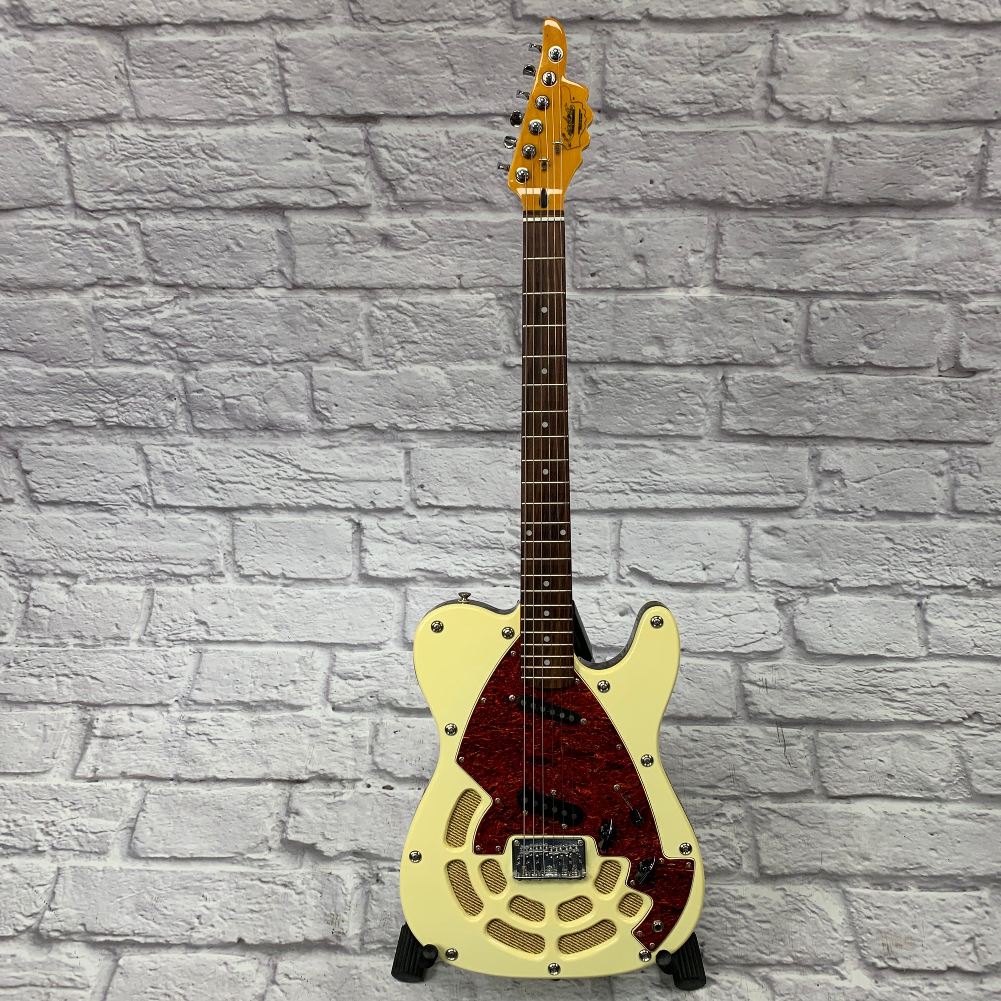 Lindert Locomotive T Electric Guitar Cream - Evolution Music
