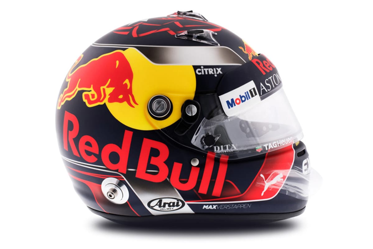 マックス・フェルスタッペン 2018年 F1ヘルメット 写真