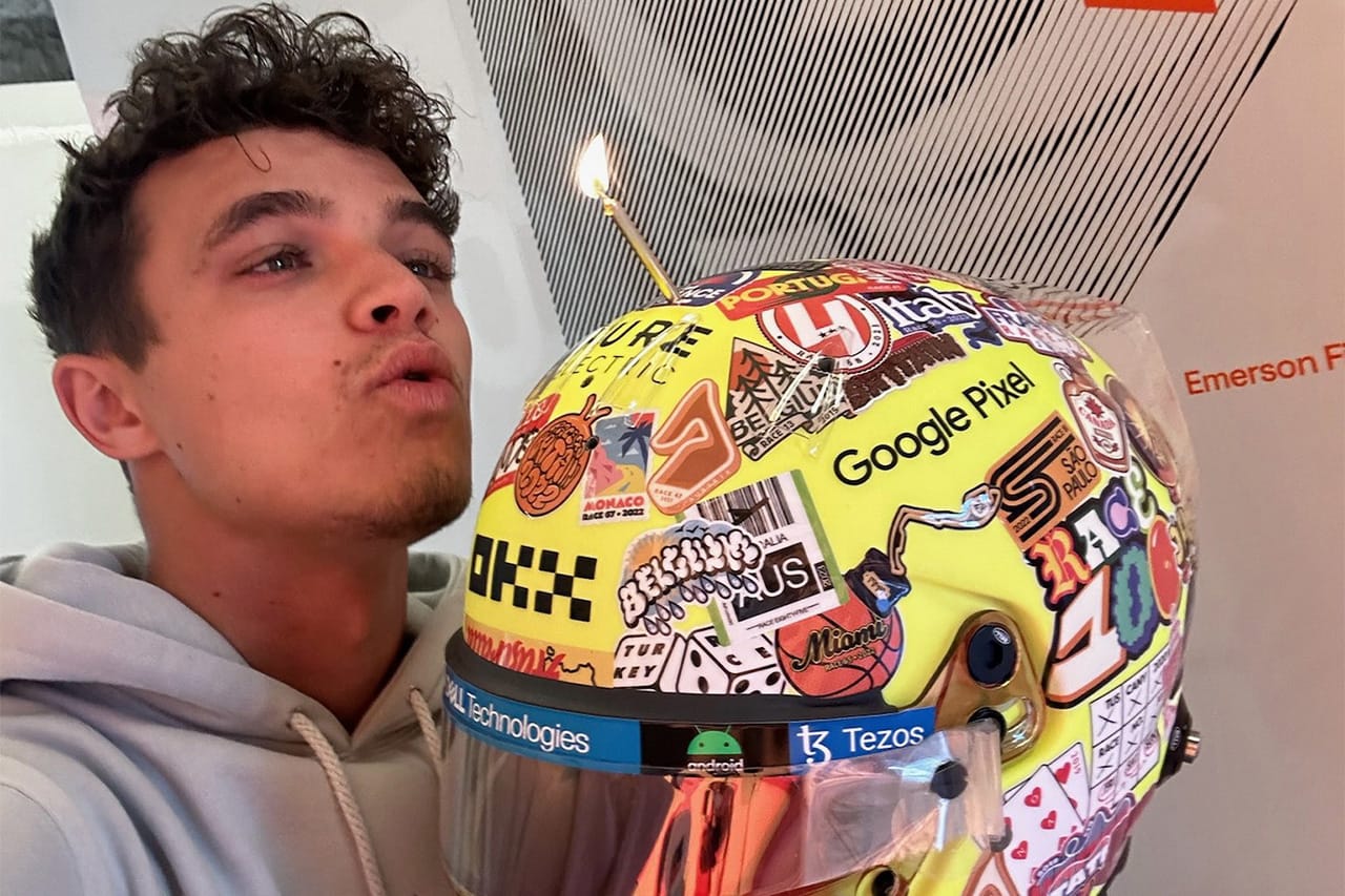 ランド・ノリス、アメリカGPで“F1参戦100戦目”を記念したヘルメット