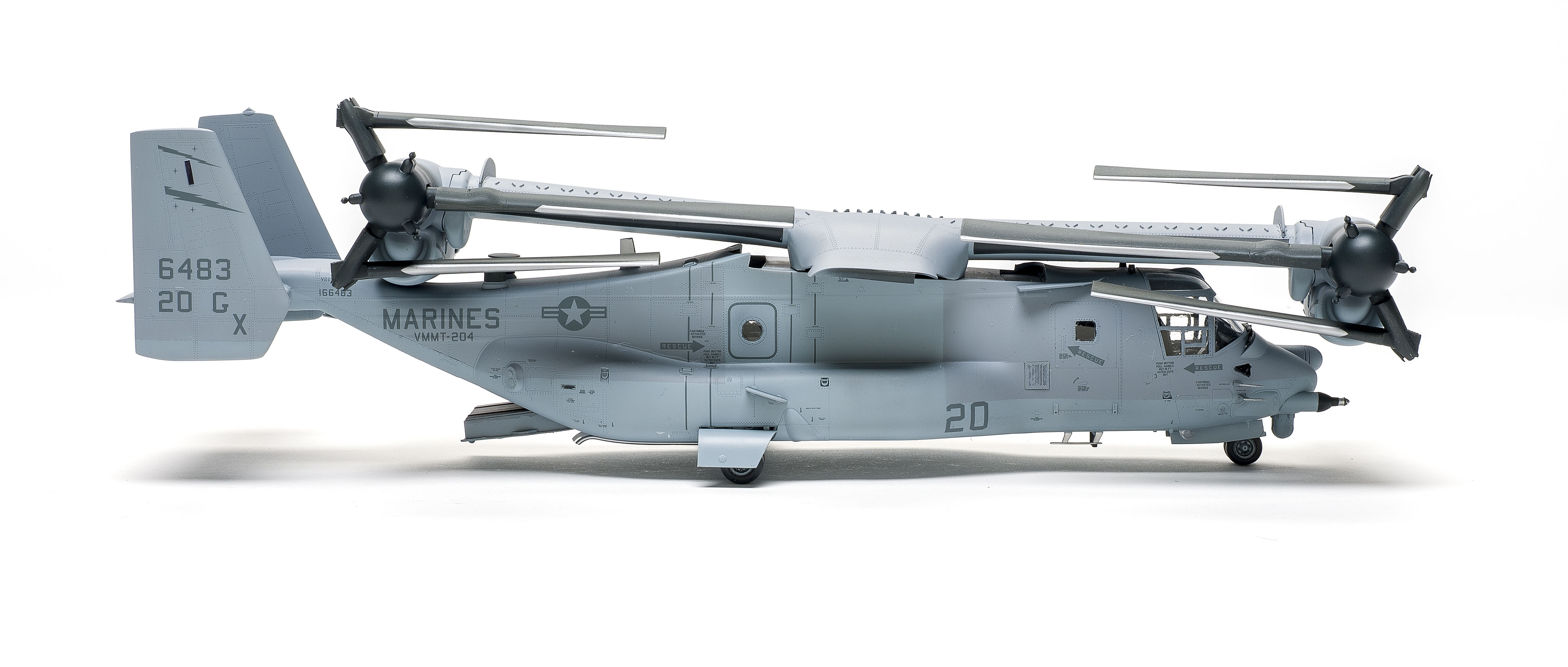 Build review of the HobbyBoss MV-22 Osprey scale model aircraft