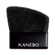 KANEBO / カネボウ コンパクトブラシの公式商品情報｜美容・化粧品情報