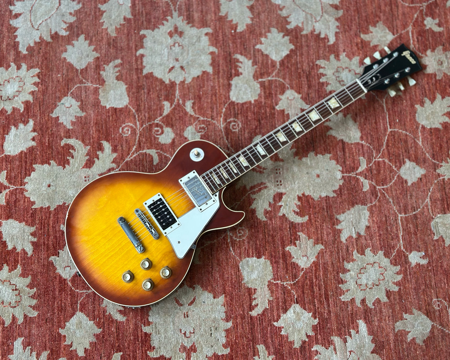 Greco EG-420 Les Paul Standard Brown Sunburst – Found Sound