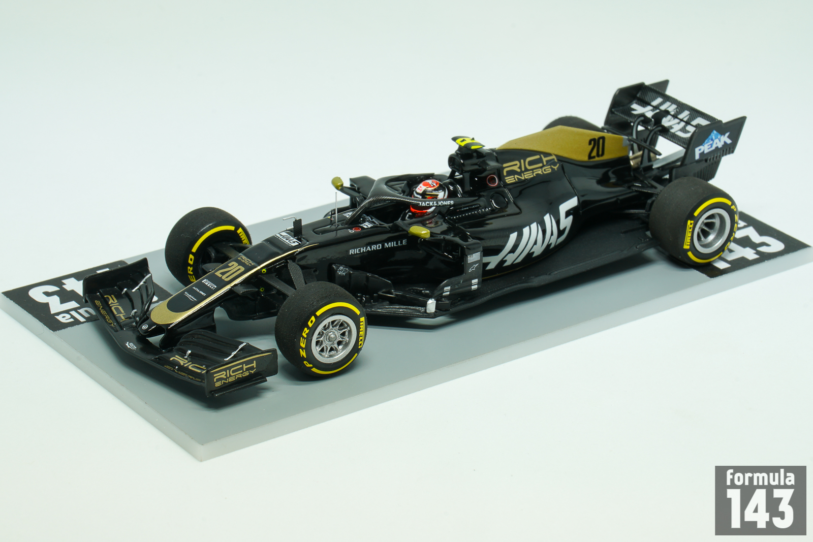 2019 Haas VF-19 Magnussen – formula143