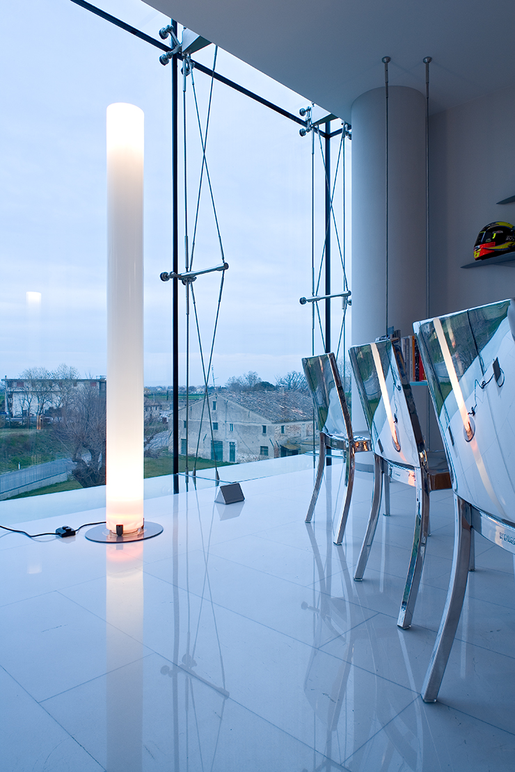 Browse all Stylos products | Flos