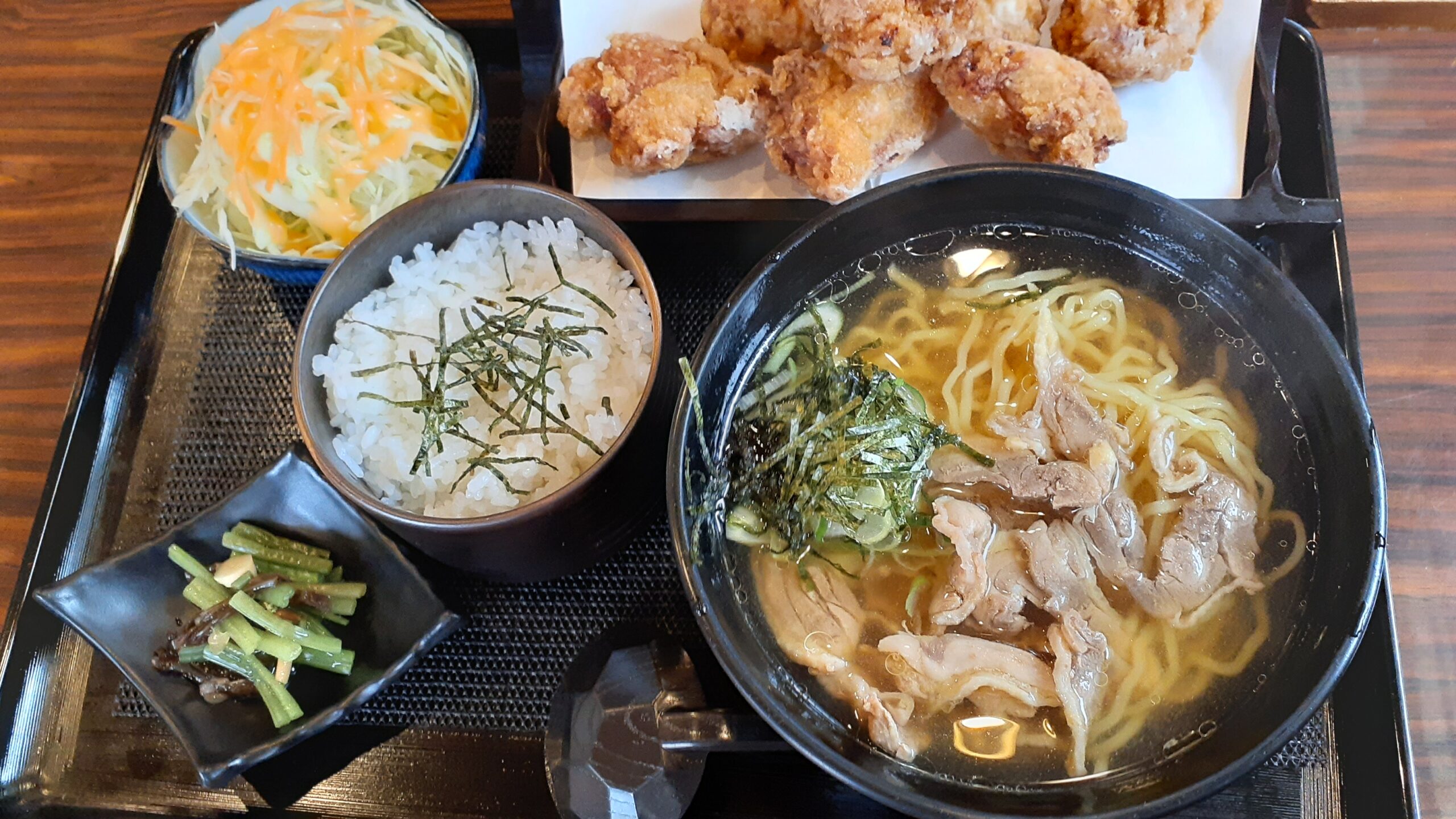 山形市そば・うどん呑み処きのくにや：コスパの良いランチ食べた