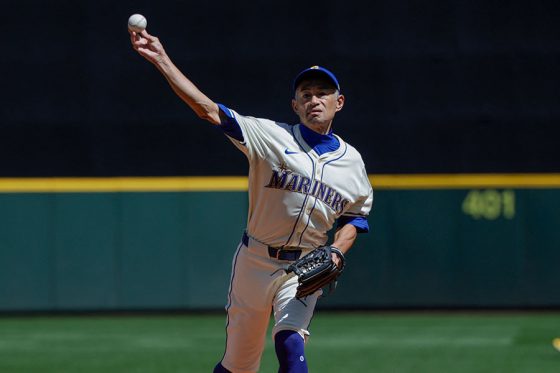イチロー始球式の捕手役に驚愕「豪華すぎるって」 身長2m超えの超大物