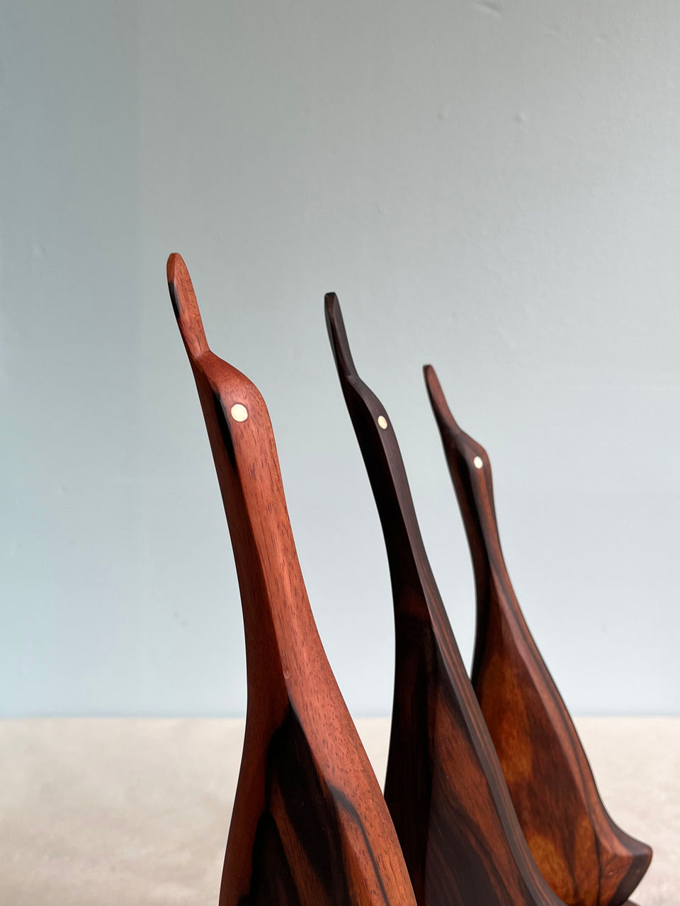 木彫り 鳥のオブジェ 紫檀 ローズウッド 置物/Rosewood Bird Sculpture