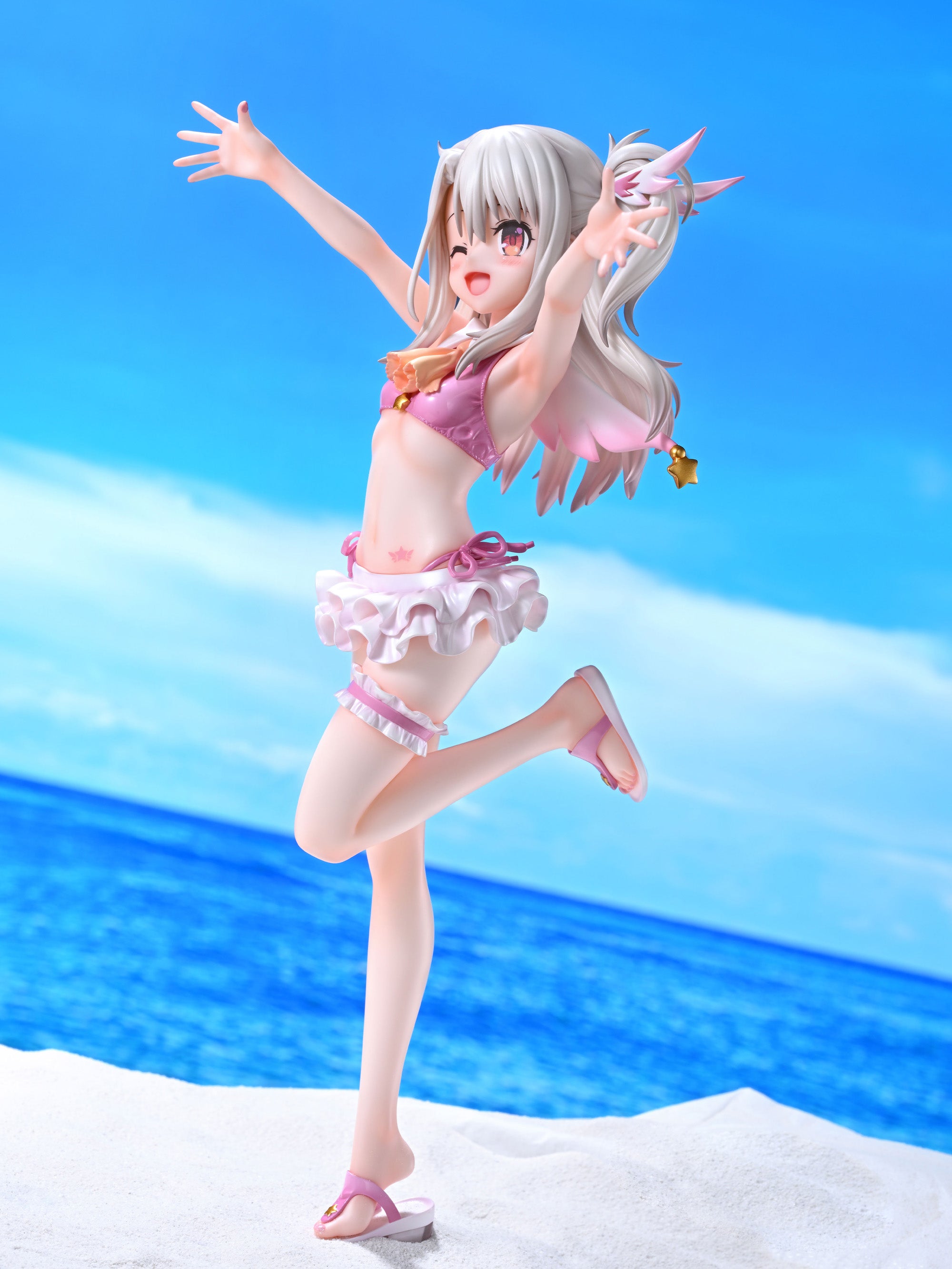 イリヤスフィール・フォン・アインツベルン 水着ver. 1/7スケール