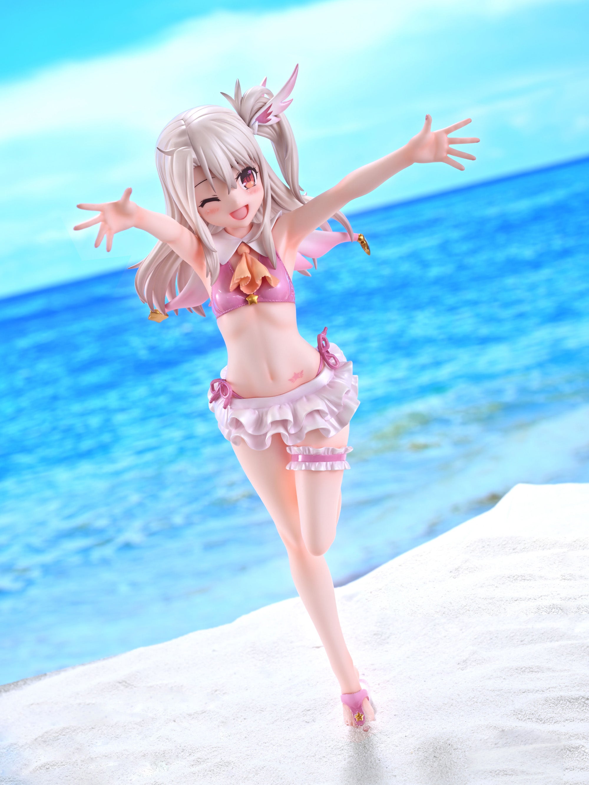 イリヤスフィール・フォン・アインツベルン 水着ver. 1/7スケール