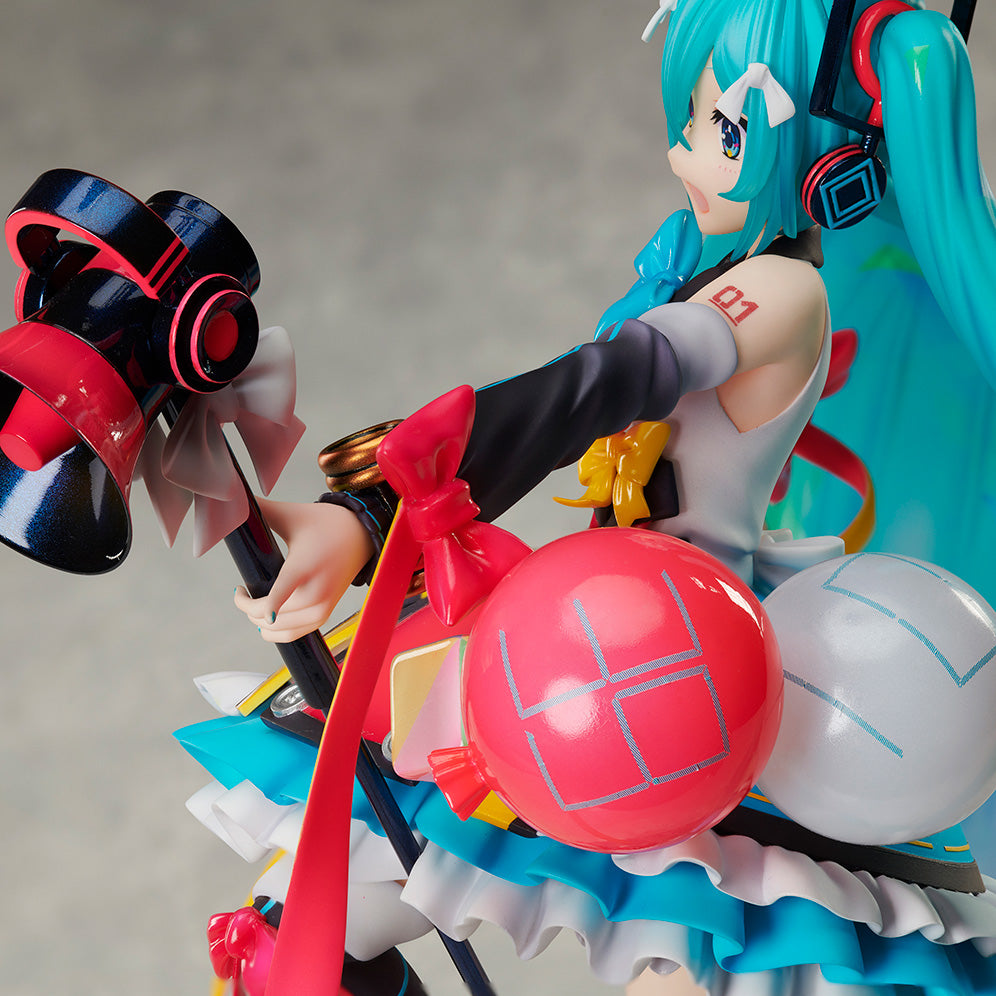 初音ミク「マジカルミライ 2018」Ver. 1/7スケールフィギュア