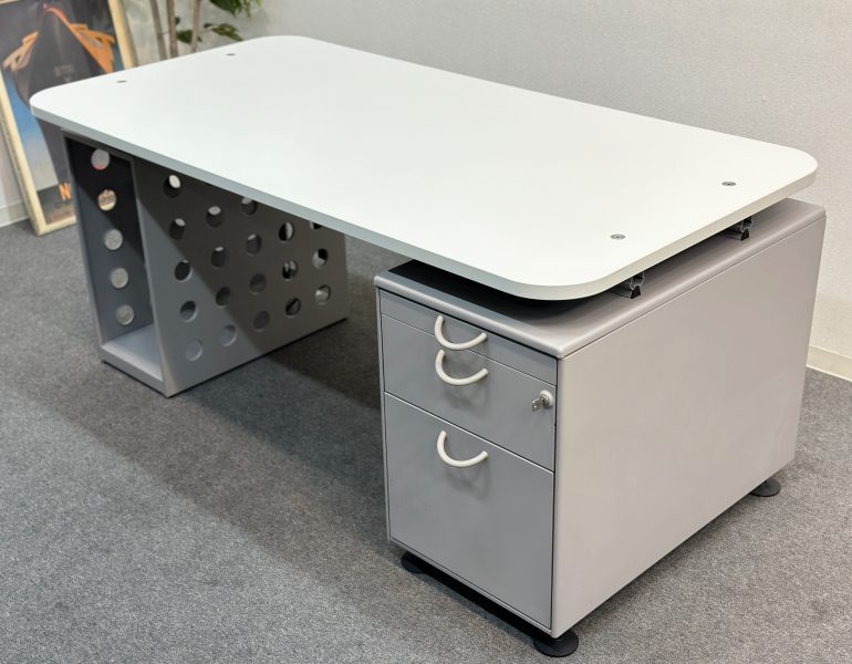 □vitra/ヴィトラ□AD HOC/アドホック PCシステムデスク/ゲーミング