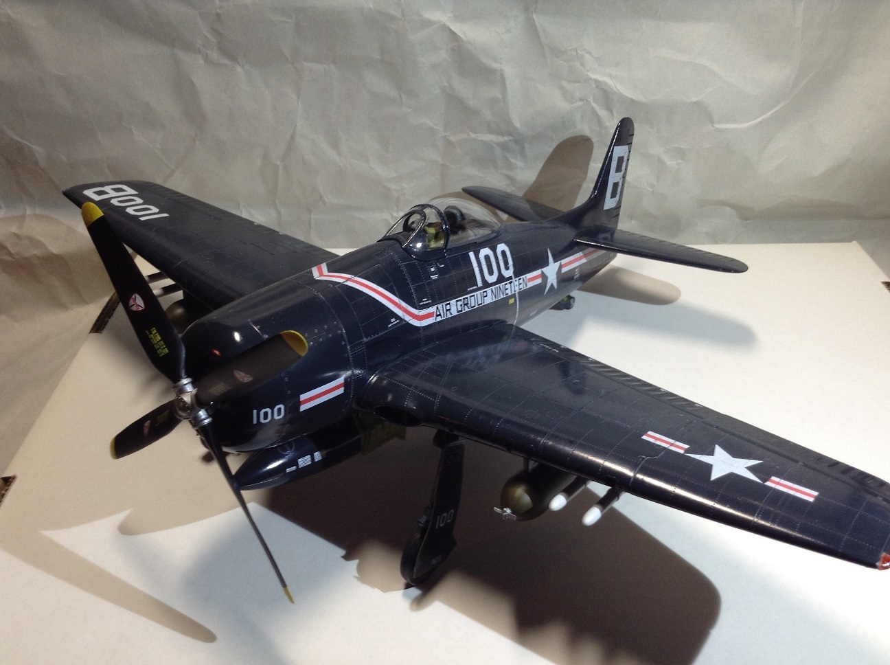 1/32】F8Fベアキャット【モノクローム社】: 筆塗りでミリタリー