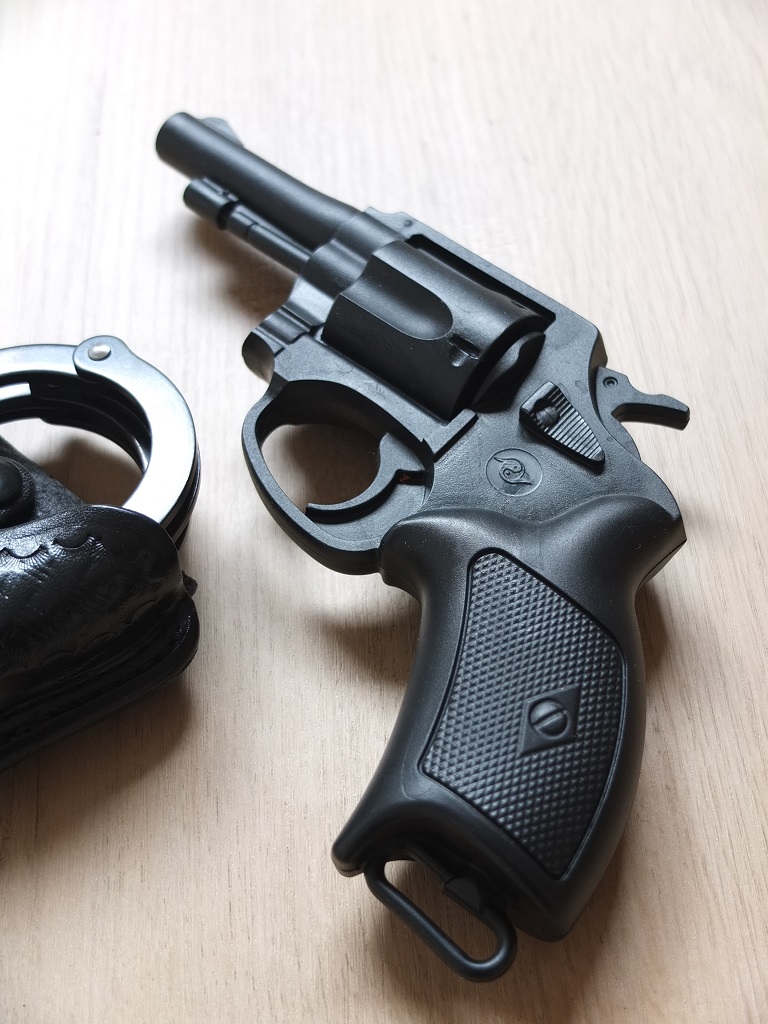 さくら造形 M014 警察拳銃: GFCのモデル玩具箱