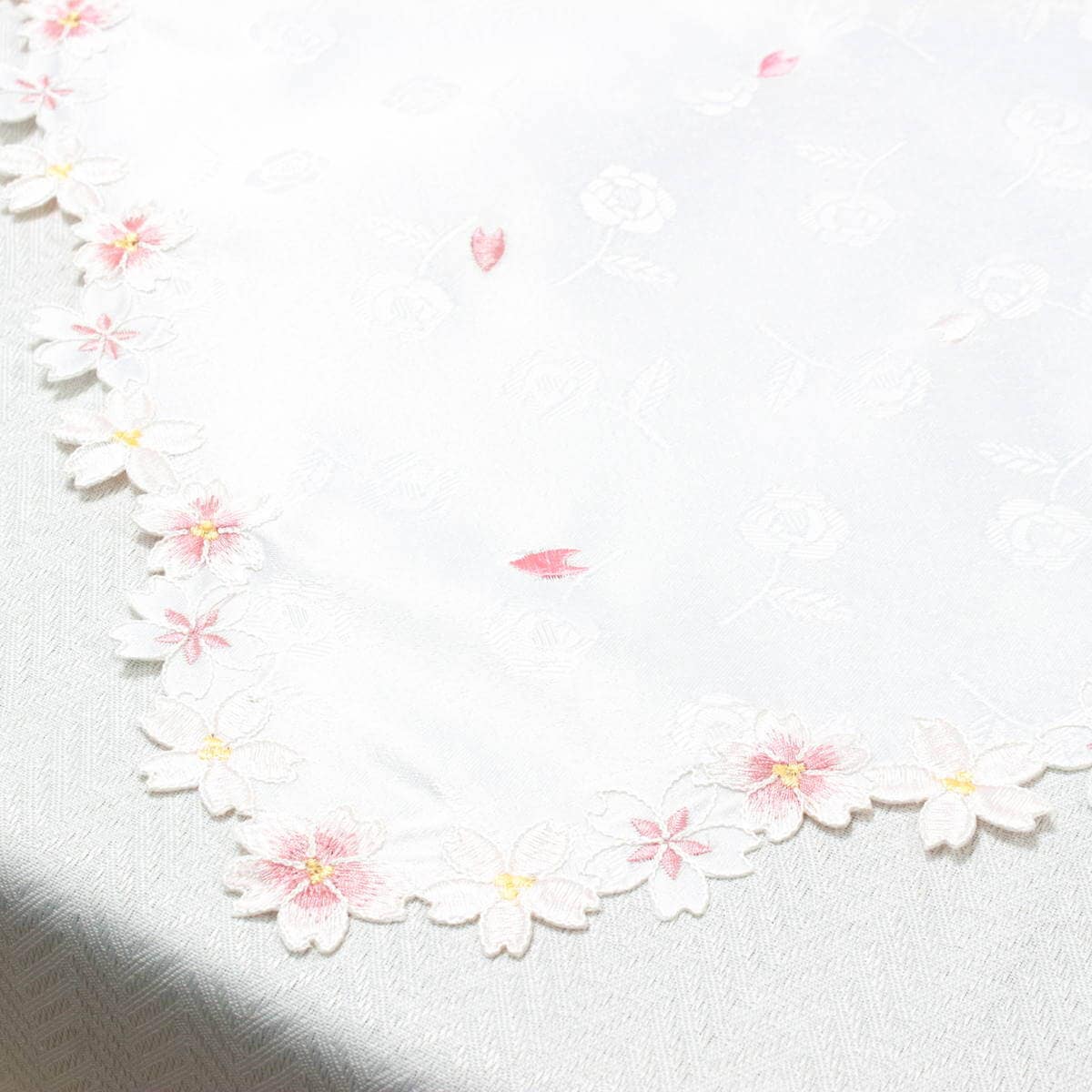 刺繍＆カットワーク テーブルクロス 約85×85cm [SAKURA]｜インテリア