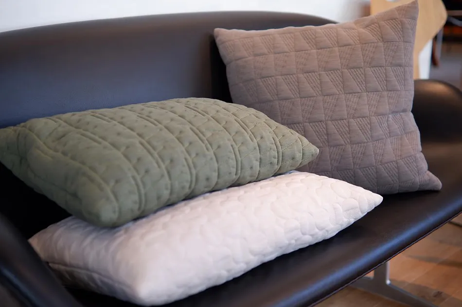 AJ CUSHION 50×50cm（エージェイ クッション）/FRITZ HANSEN（フリッツ