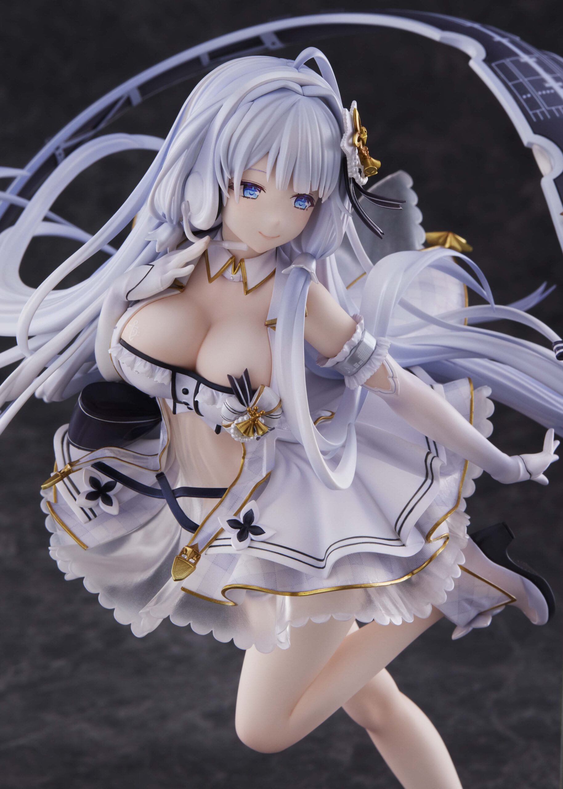 1/6スケールフィギュア アズールレーン イラストリアス μ兵装 - Goldenhead